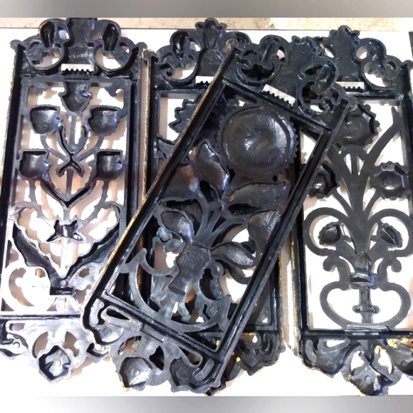 Dart 1975 floral wall plaques - Picture 13 of 14